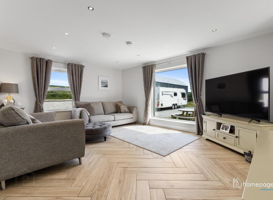 38 Oeghill Park, Derry / Londonderry, BT47 3HN