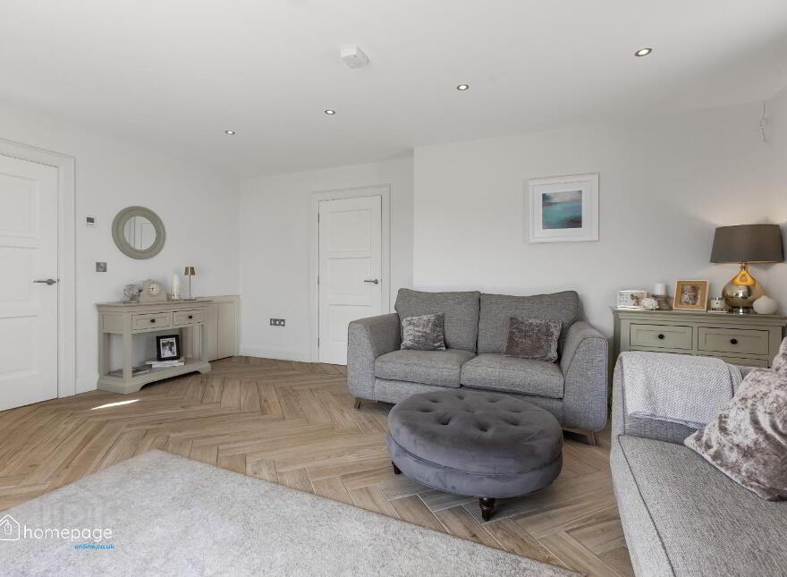38 Oeghill Park, Derry / Londonderry, BT47 3HN