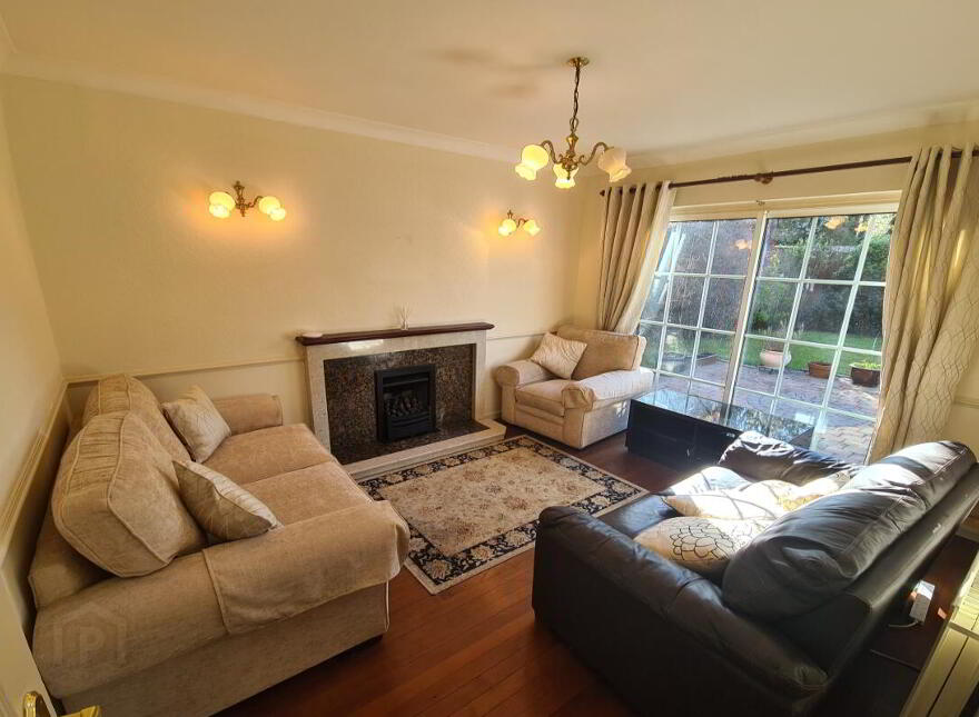 36 Roddens Crescent, Belfast, BT5 7JN
