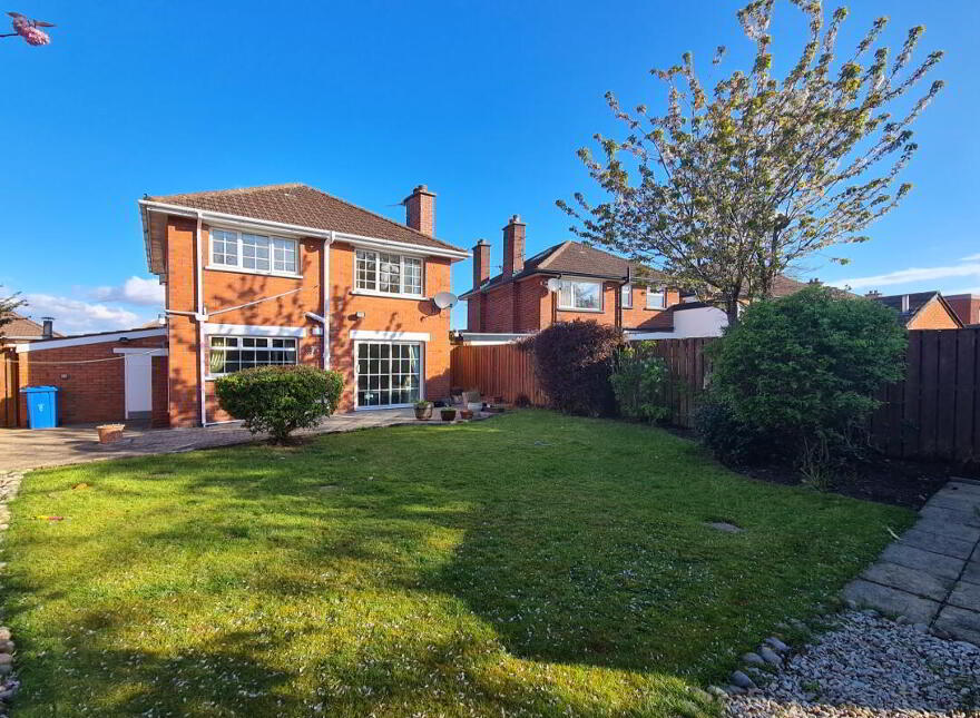 36 Roddens Crescent, Belfast, BT5 7JN