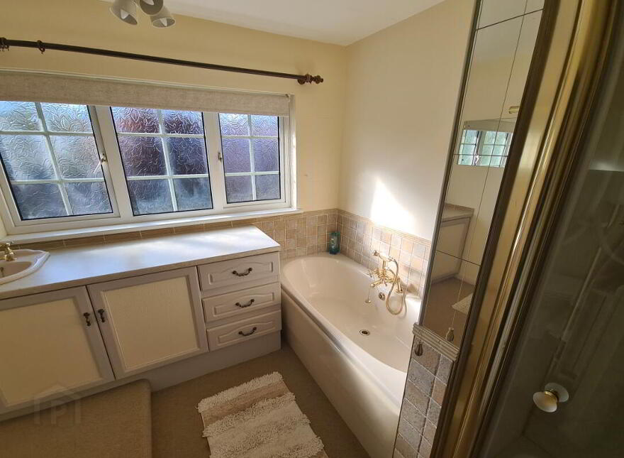 36 Roddens Crescent, Belfast, BT5 7JN