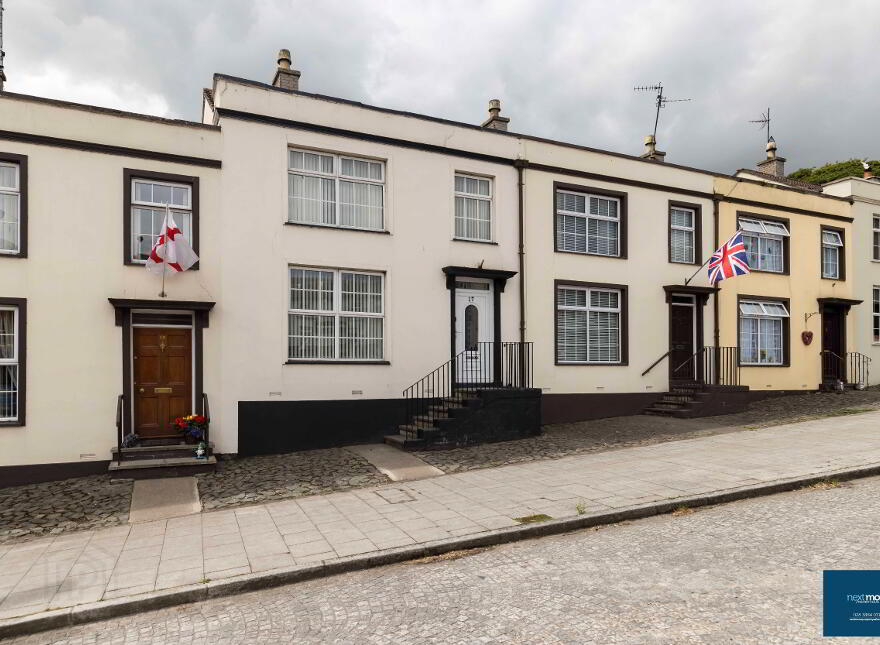 17 The Square, Tandragee, BT62 2AA