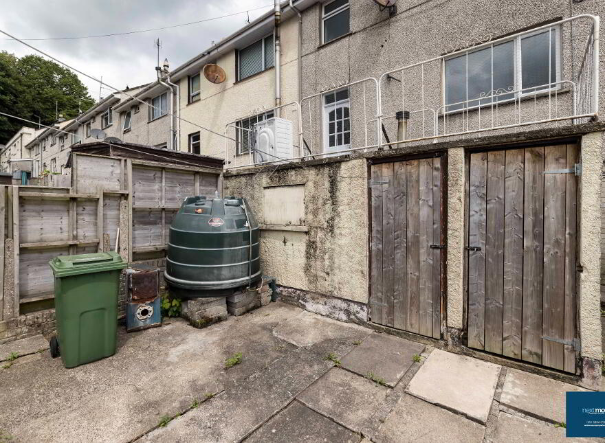 17 The Square, Tandragee, BT62 2AA