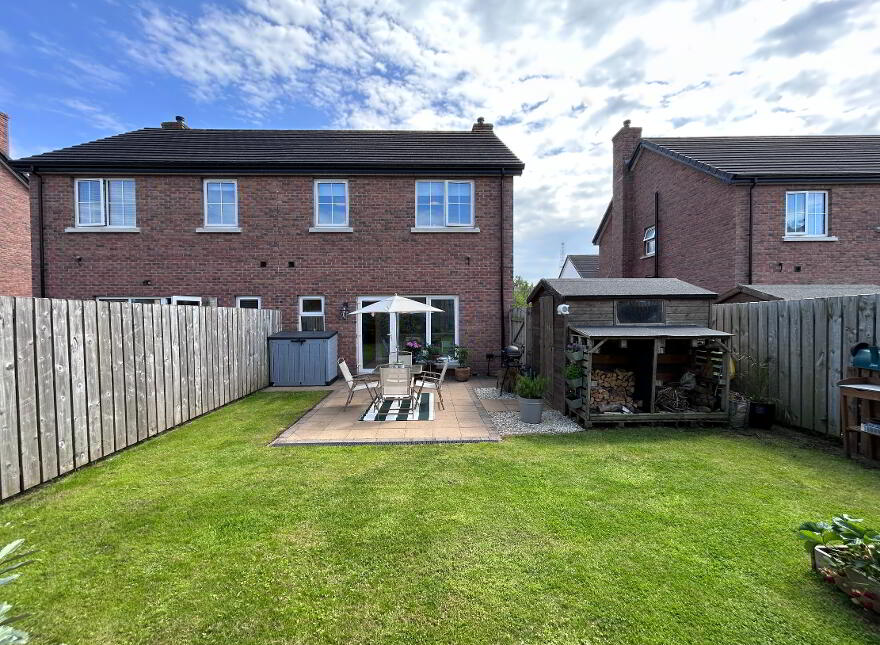 10 Blaris Drive, Lisburn, BT27 5QJ