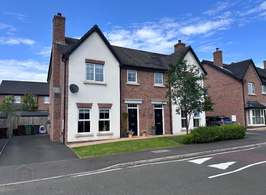10 Blaris Drive, Lisburn, BT27 5QJ