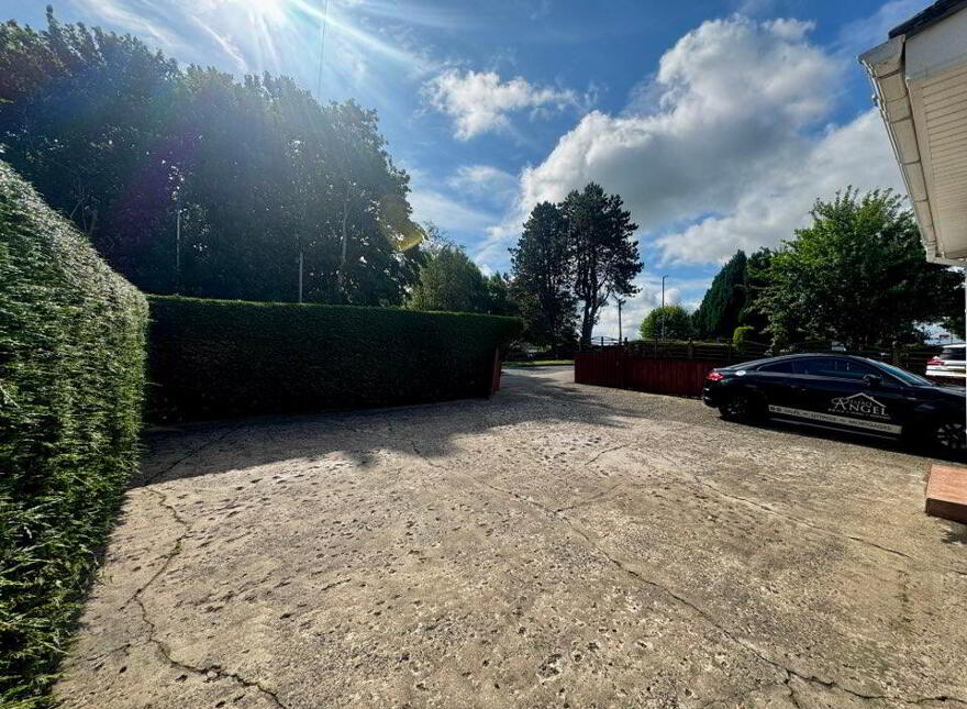 26 Kirk Road, Ballymoney, BT53 6PP