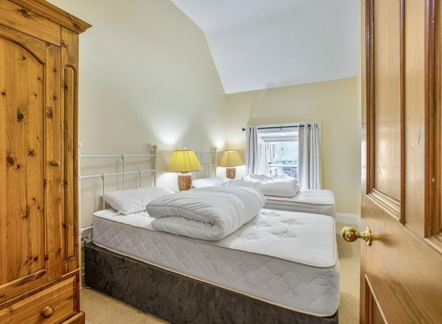 7 Runkerry House, Runkerry Road, Bushmills, Portballintrae, BT57 8SZ