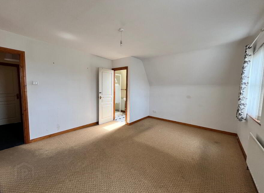 6 Minorca Drive, Carrickfergus, BT38 8WP