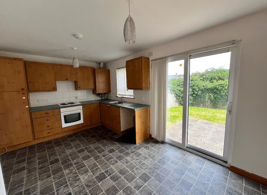 6 Minorca Drive, Carrickfergus, BT38 8WP