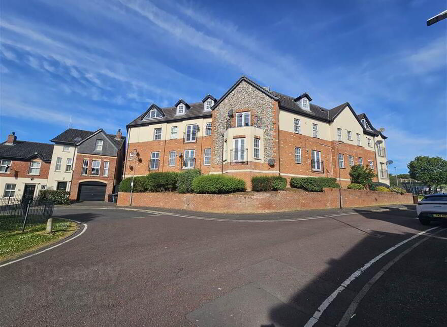 Apt 9 42, St Marys Gardens, Belfast, BT12 7LG photo