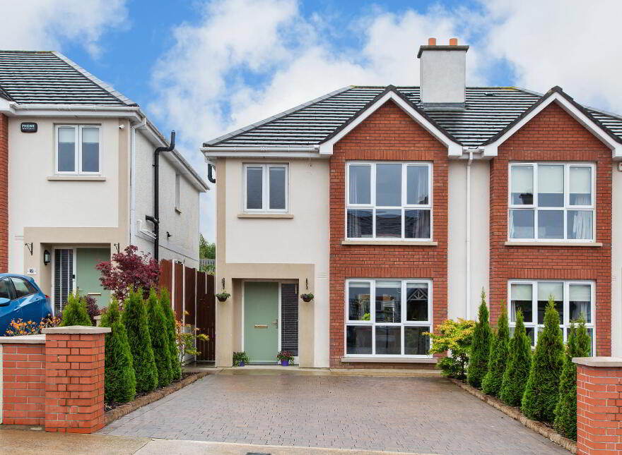 8 The Rise, Meadowvale, Arklow, Y14YH42 photo