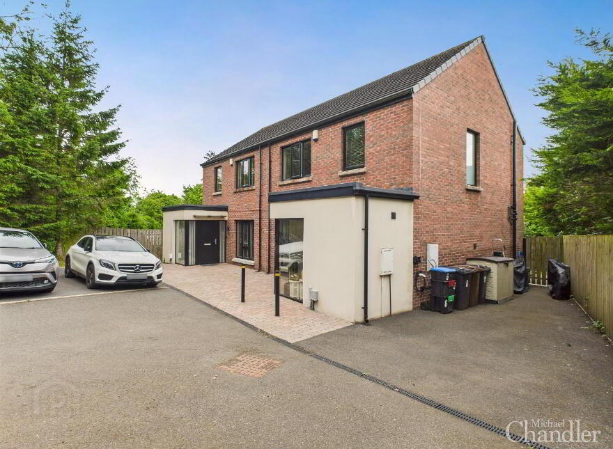6 Cottonmount Manor, Newtownabbey, BT36 4SD