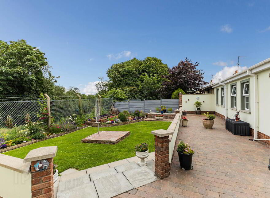 11 Camlin Gardens, Crumlin, BT29 4XJ