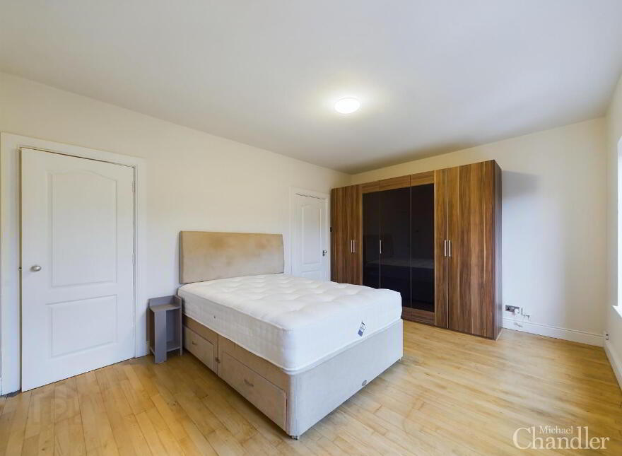 Apt 6, Holyrood Manor, Belfast, BT9 5DA