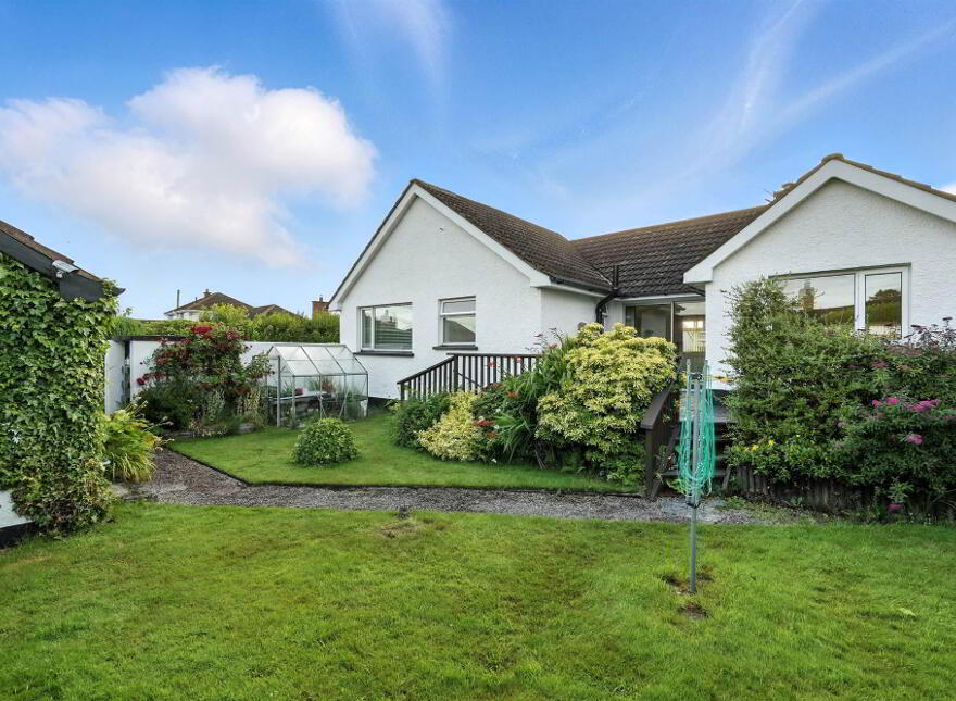 32 Bayview Road, Bangor, BT19 6AR