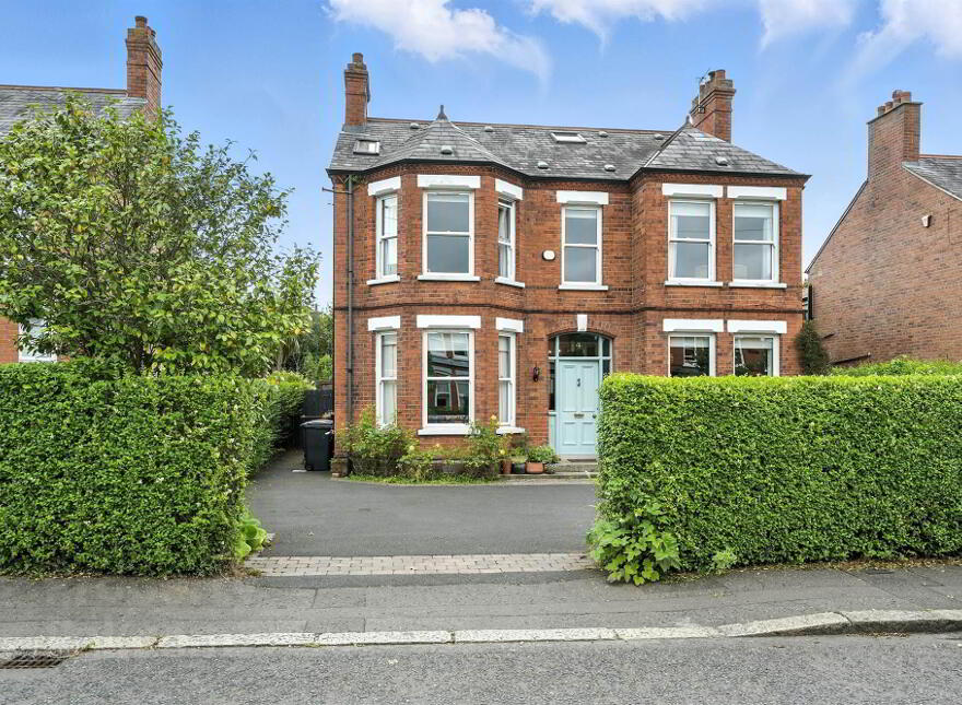 4 Ormiston Gardens, Ballyhackamore, Belfast, BT5 6JD photo