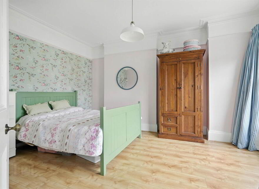 4 Ormiston Gardens, Ballyhackamore, Belfast, BT5 6JD