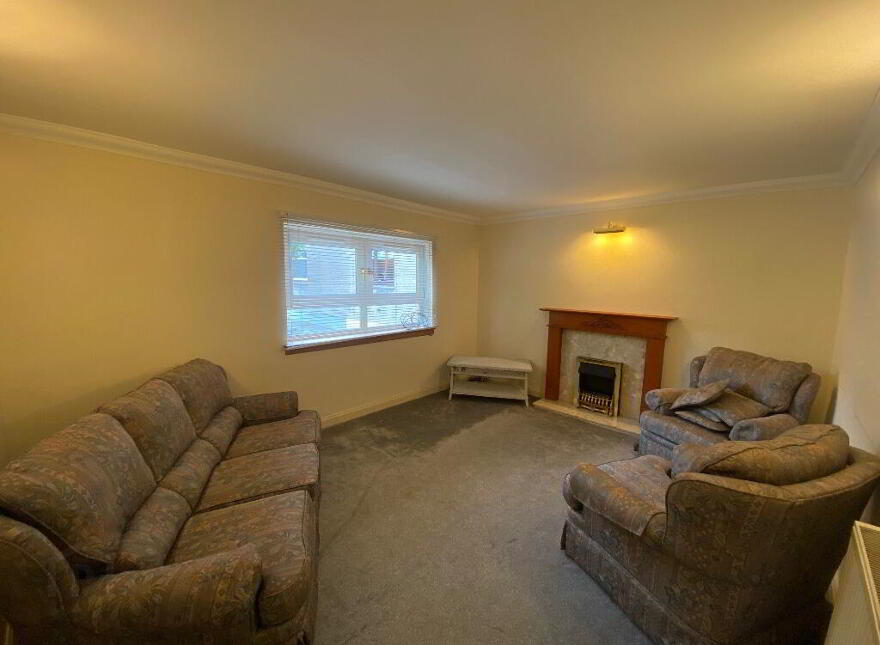 57 Abbeyhill, Holyrood, Edinburgh, EH8 8DY