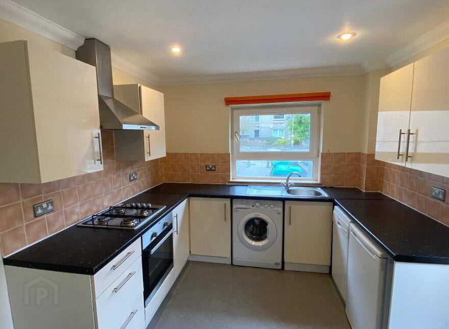57 Abbeyhill, Holyrood, Edinburgh, EH8 8DY