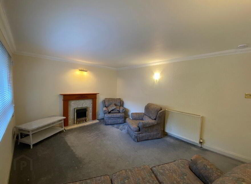 57 Abbeyhill, Holyrood, Edinburgh, EH8 8DY