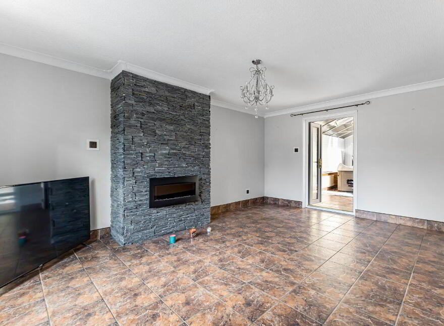 12 Vernon Court, Belfast, BT7 1DG