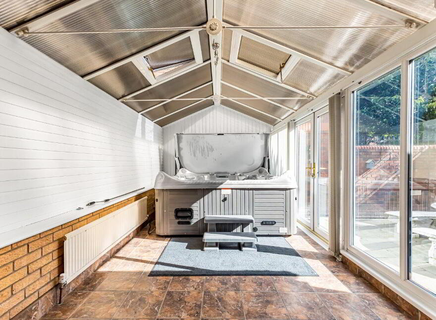 12 Vernon Court, Belfast, BT7 1DG