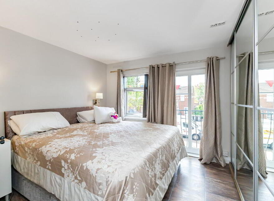 12 Vernon Court, Belfast, BT7 1DG