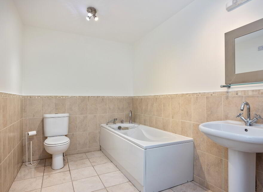 2 Downshire Hall, Ballynahinch Street, Royal Hillsborough, BT26 6GE