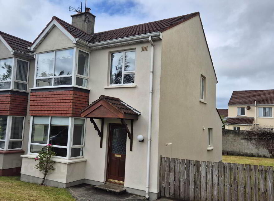 29 Whitethorn Grove, Letterkenny, F92AH2W photo