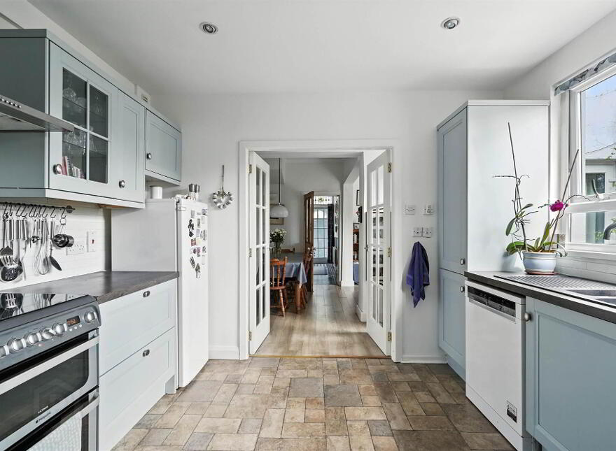 111 Ardenlee Avenue, Belfast, BT6 0AD