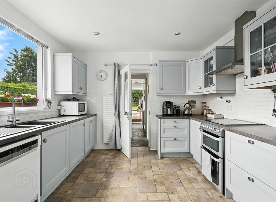 111 Ardenlee Avenue, Belfast, BT6 0AD