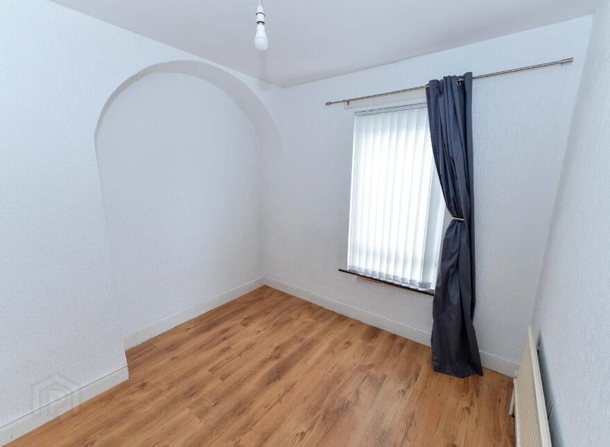 77 Ravenscroft Avenue, Belfast, BT5 5BB