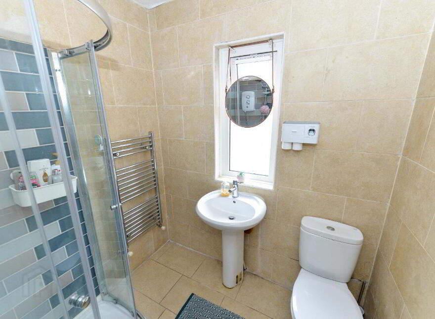 77 Ravenscroft Avenue, Belfast, BT5 5BB