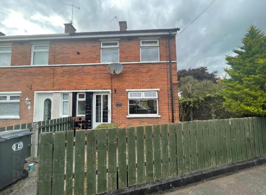14 Sandbrook Grove, Belfast, BT4 1NJ photo