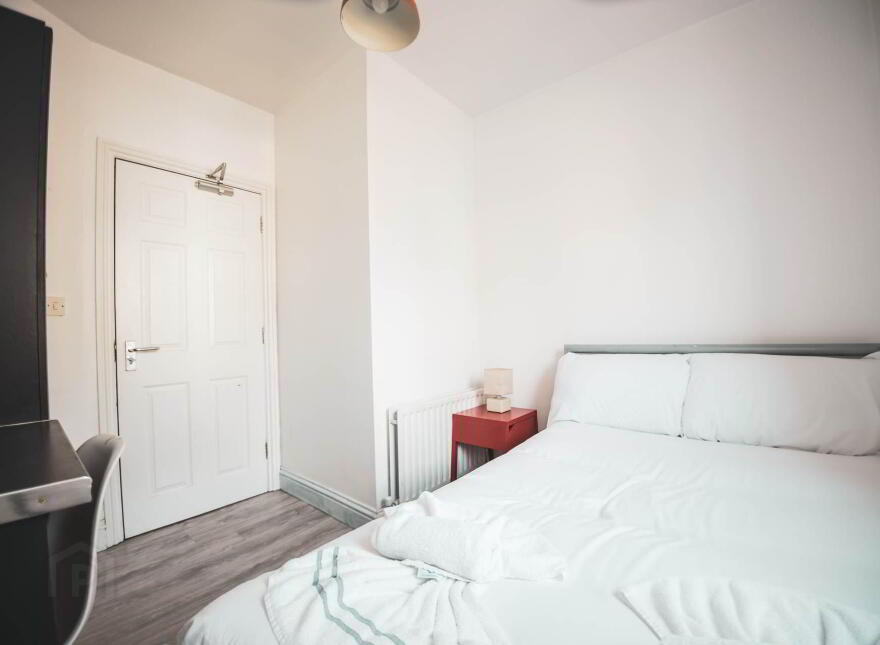 Apartment 2 Stranmillis Road, Belfast, BT9 5AE