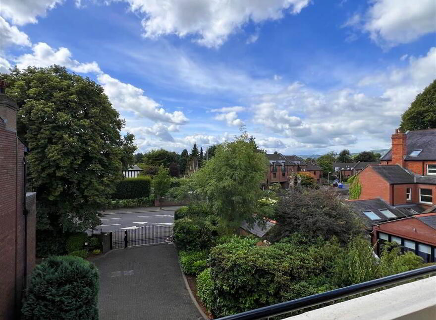 7 Balmoral Manor, 78 Balmoral Avenue, Belfast, BT9 6NY