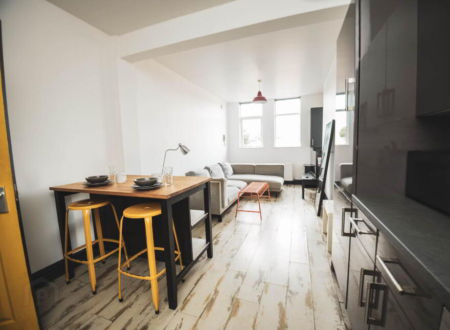 Apartment 3 Stranmillis Road, Belfast, BT9 5AE