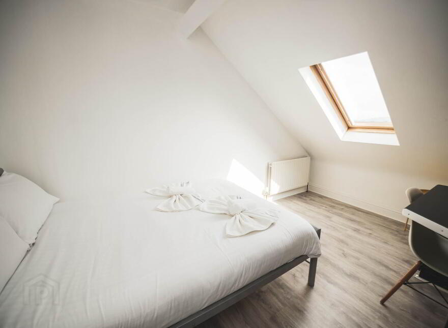 Apartment 3 Stranmillis Road, Belfast, BT9 5AE