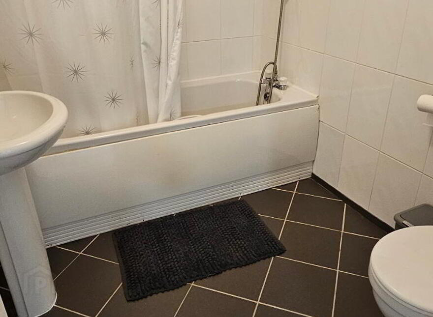 Apartment 7 The Pavillion Central Park, Carrick-On-Shannon, N41PK24