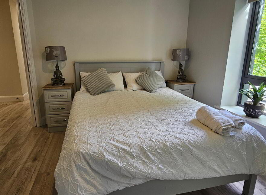 Apartment 7 The Pavillion Central Park, Carrick-On-Shannon, N41PK24