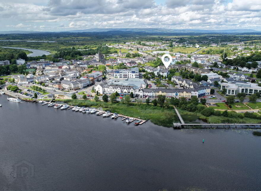 Apartment 7 The Pavillion Central Park, Carrick-On-Shannon, N41PK24