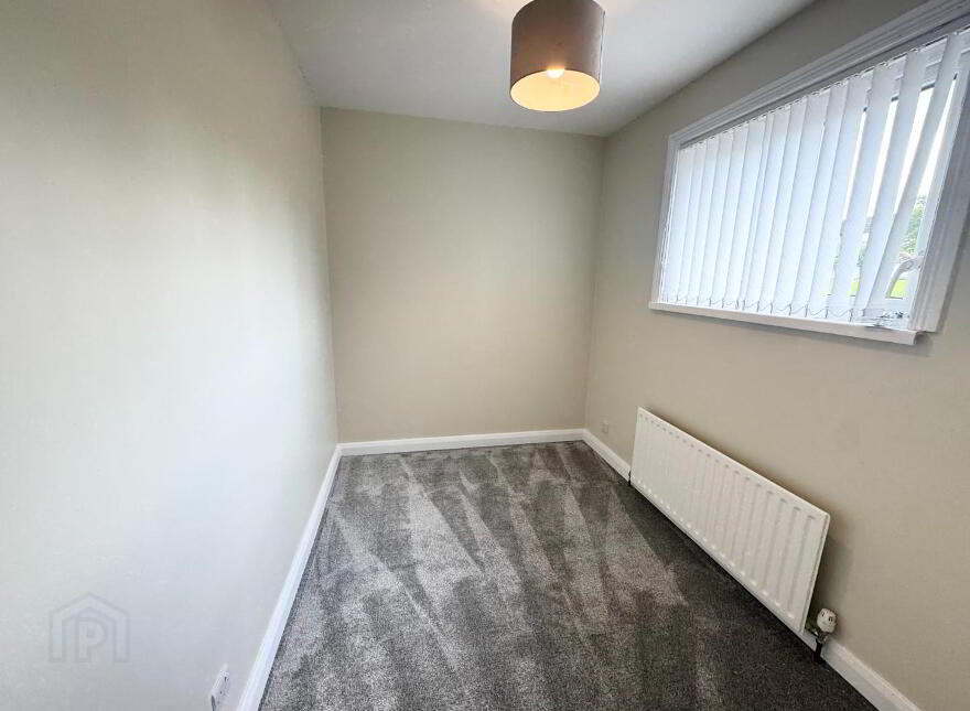 17 Rathmore Crescent, Creggan, Derry, BT48 9RL
