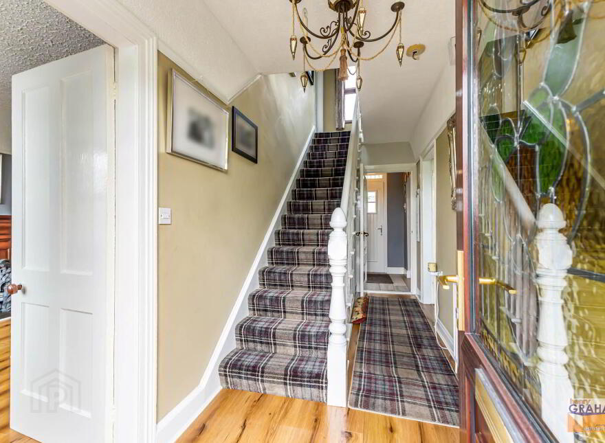 27 Hillsborough Road, Dromore, BT25 1DE