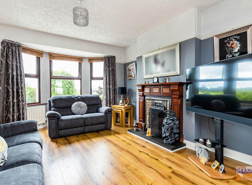 27 Hillsborough Road, Dromore, BT25 1DE