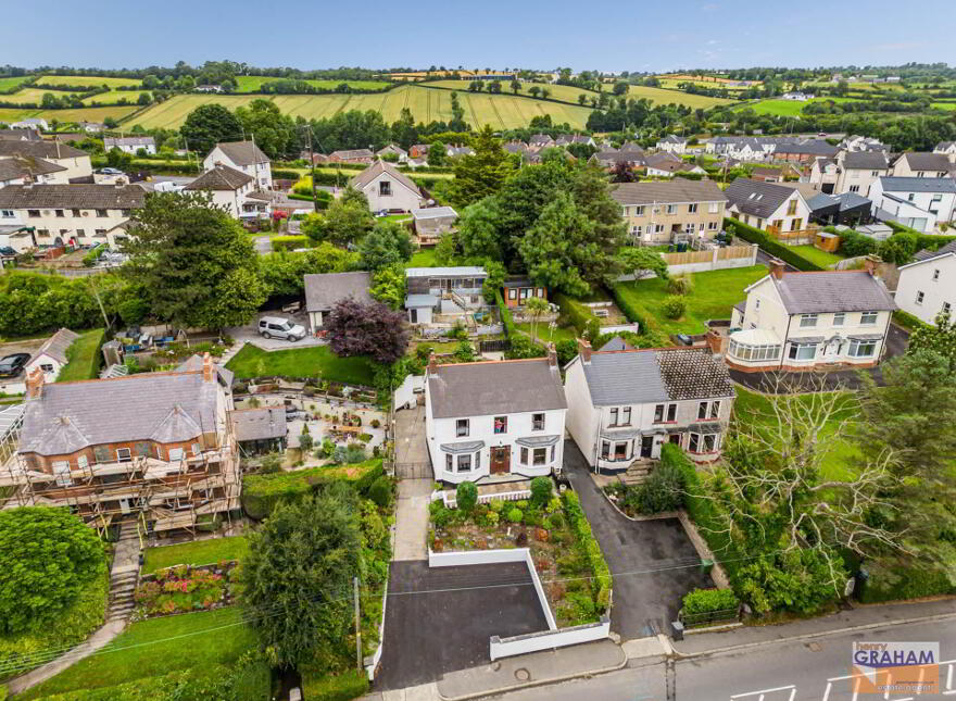 27 Hillsborough Road, Dromore, BT25 1DE