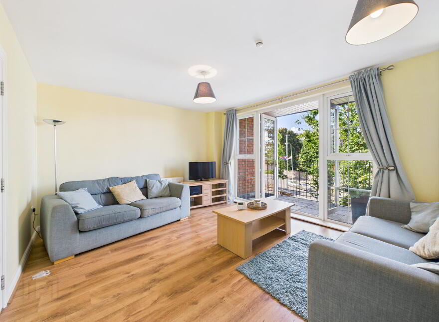 Apt 21 Bell Towers South, 3 Ravenhill Road, Belfast, BT6 0GR