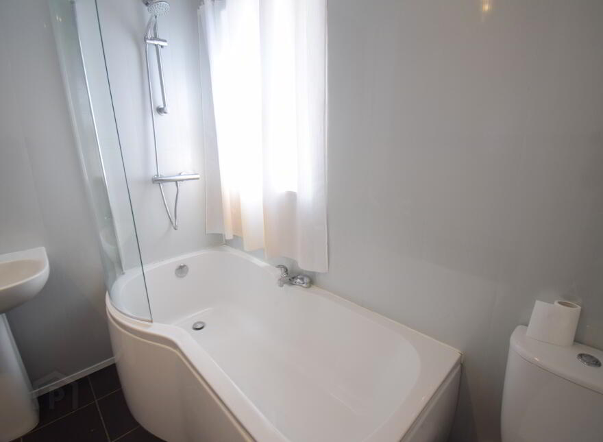 48 Dunvegan Street, Off Ravenhill Road, BT6 8GE