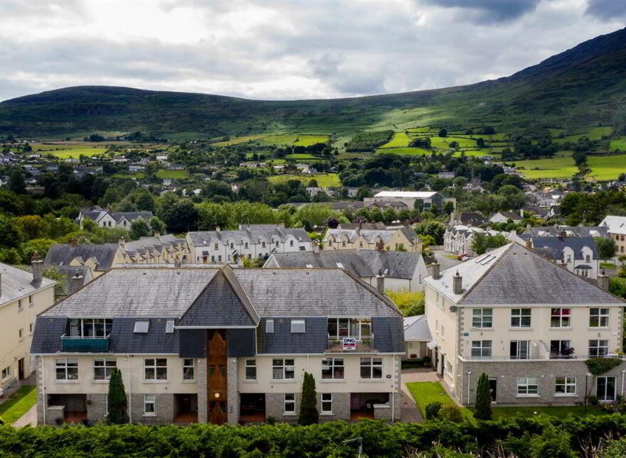 8 Cairlinn, Ghan Road, Carlingford, A91F4EE photo