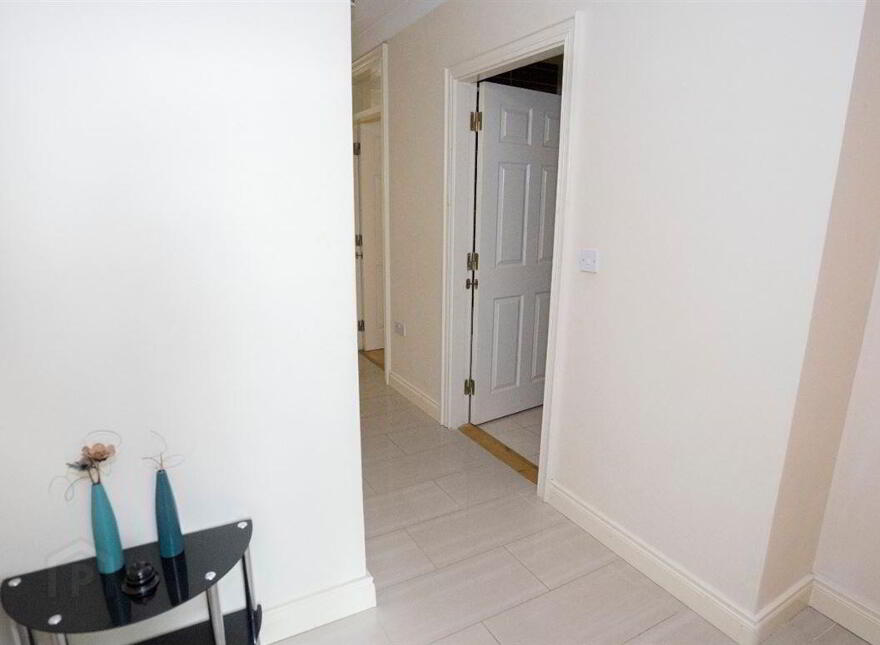 8 Market Court, Dundalk Street, Carlingford, A91K378