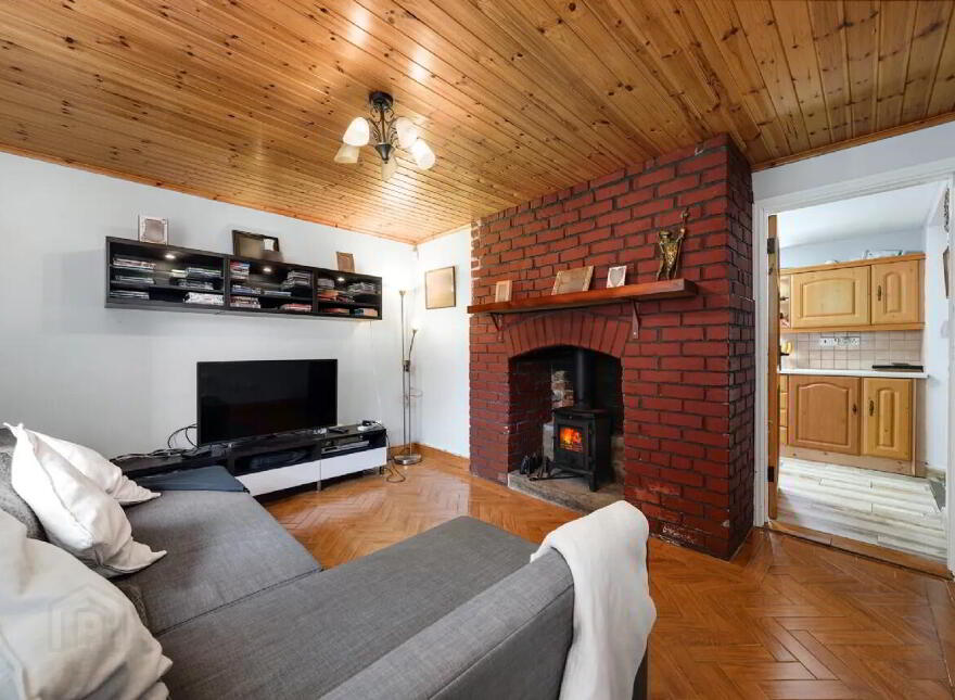 St. Killians Park, Mullagh, A82CD39